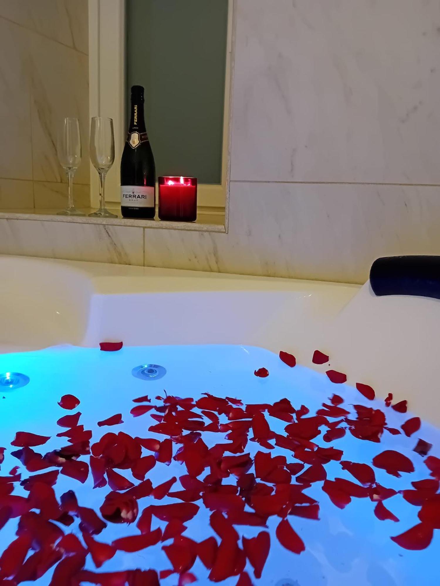 Bari Downtown Luxury Apartment Esterno foto
