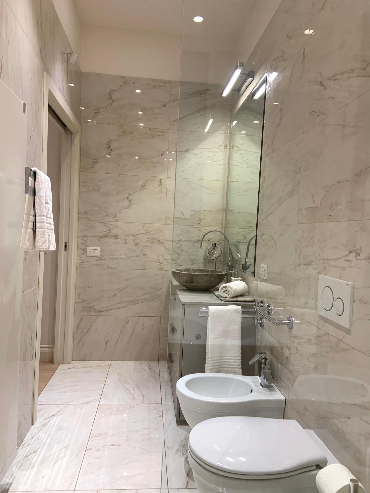Bari Downtown Luxury Apartment Esterno foto